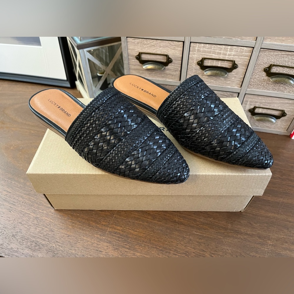 Lucky Brand mules